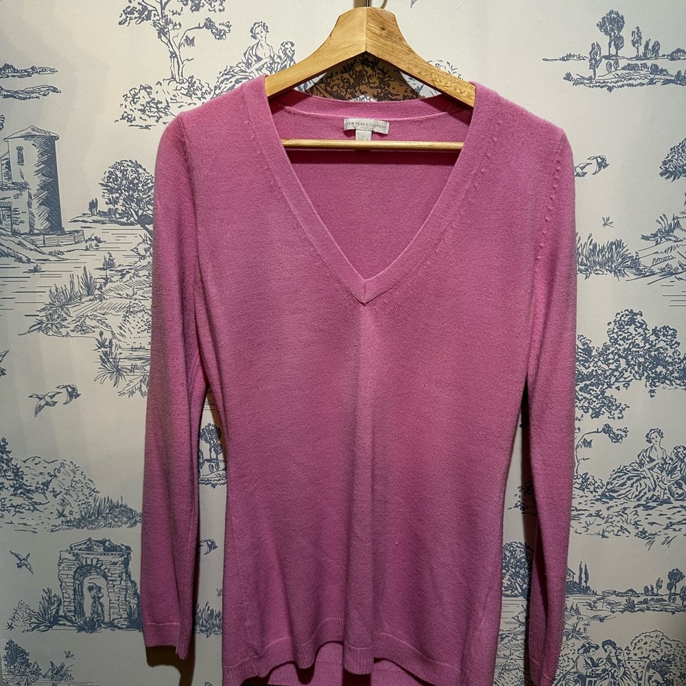 New York & Company Pink V-Neck Sweater
